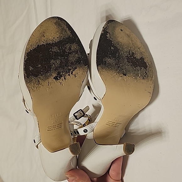 🍁Bundle of 2 for 15$🍁Jennifer Lopez White Sparkly T-Strap Platform Sandals - Picture 5 of 7